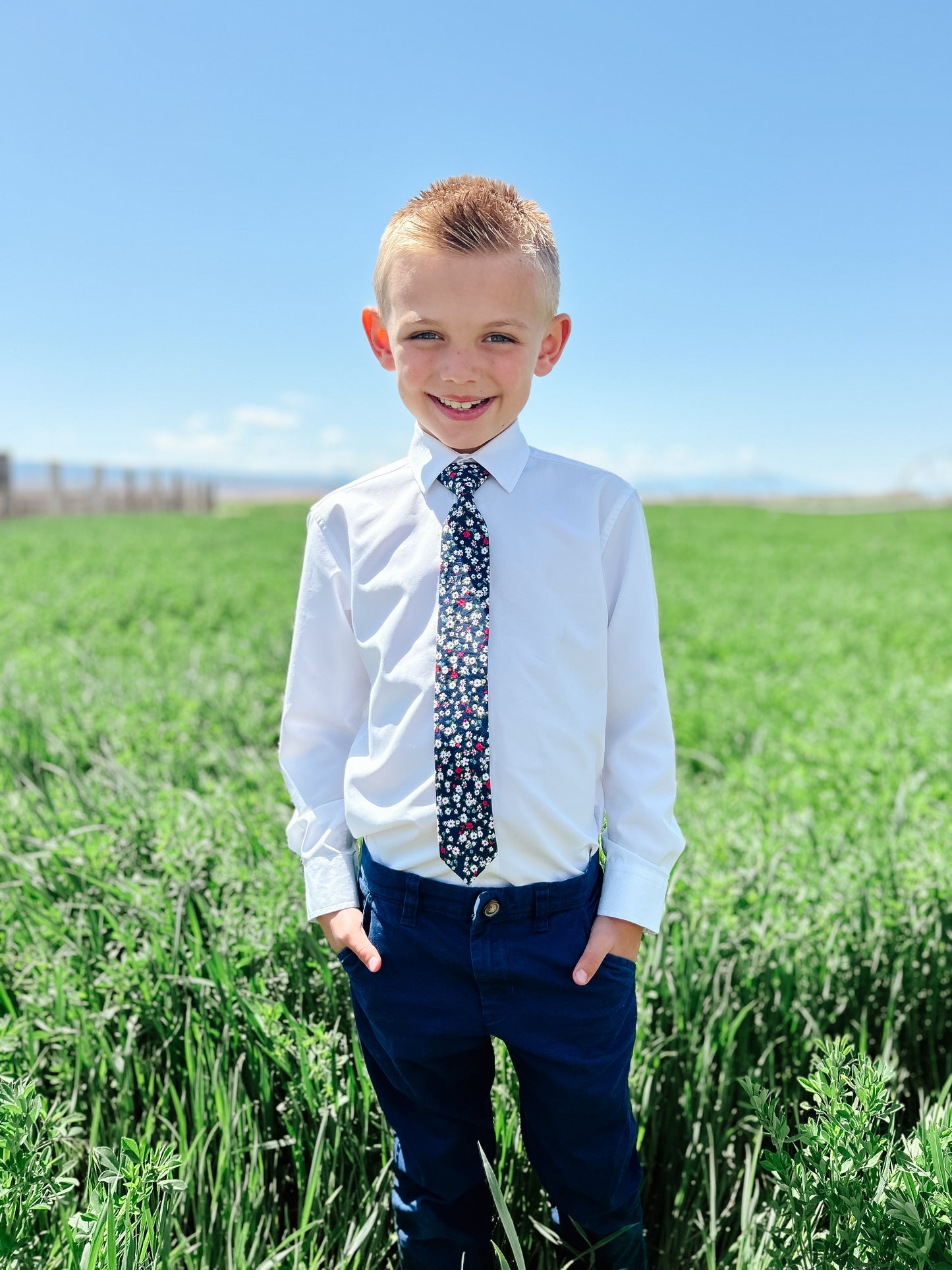 Freedom Floral Boys Pre-Tied Tie