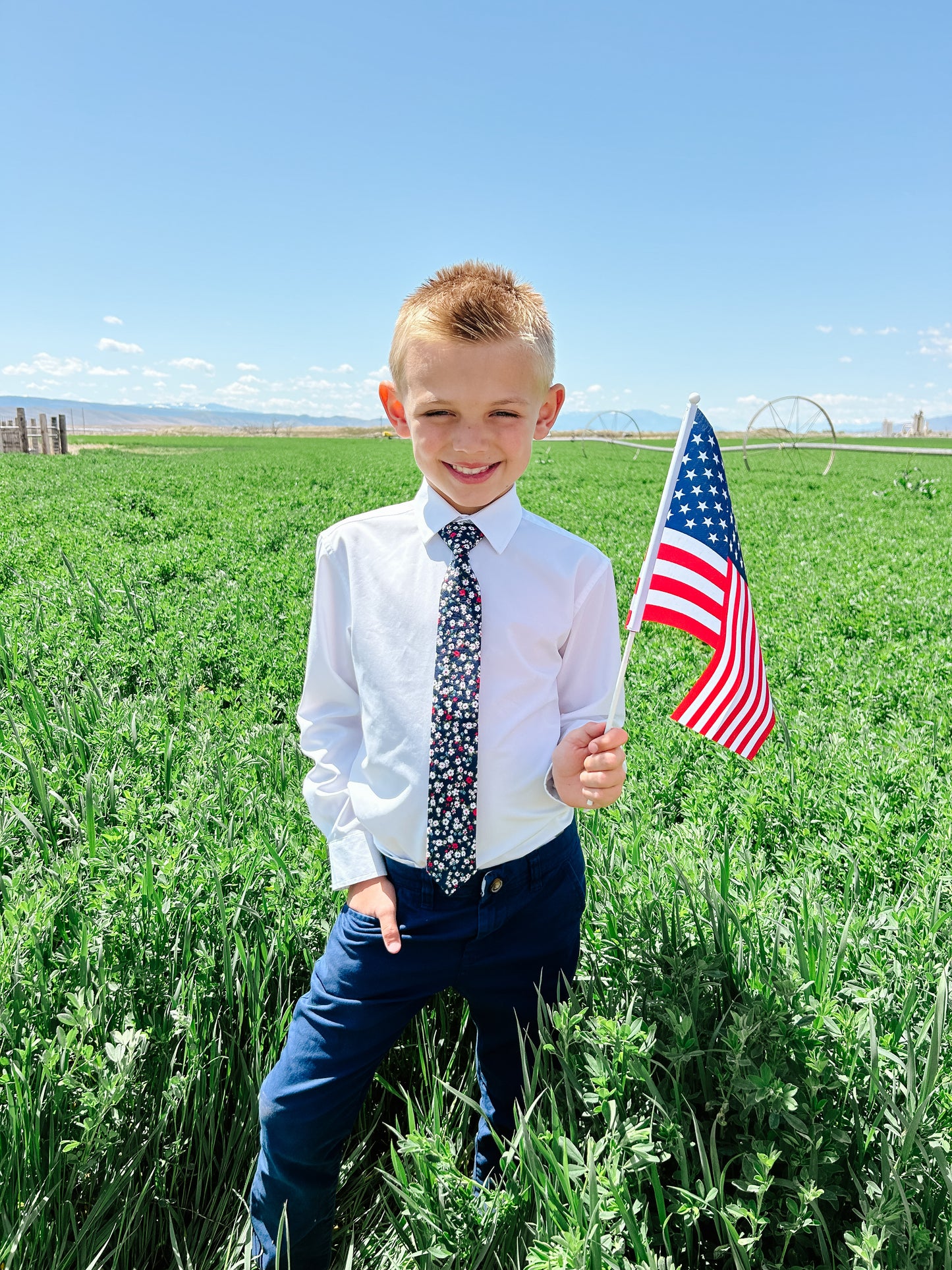 Freedom Floral Boys Pre-Tied Tie