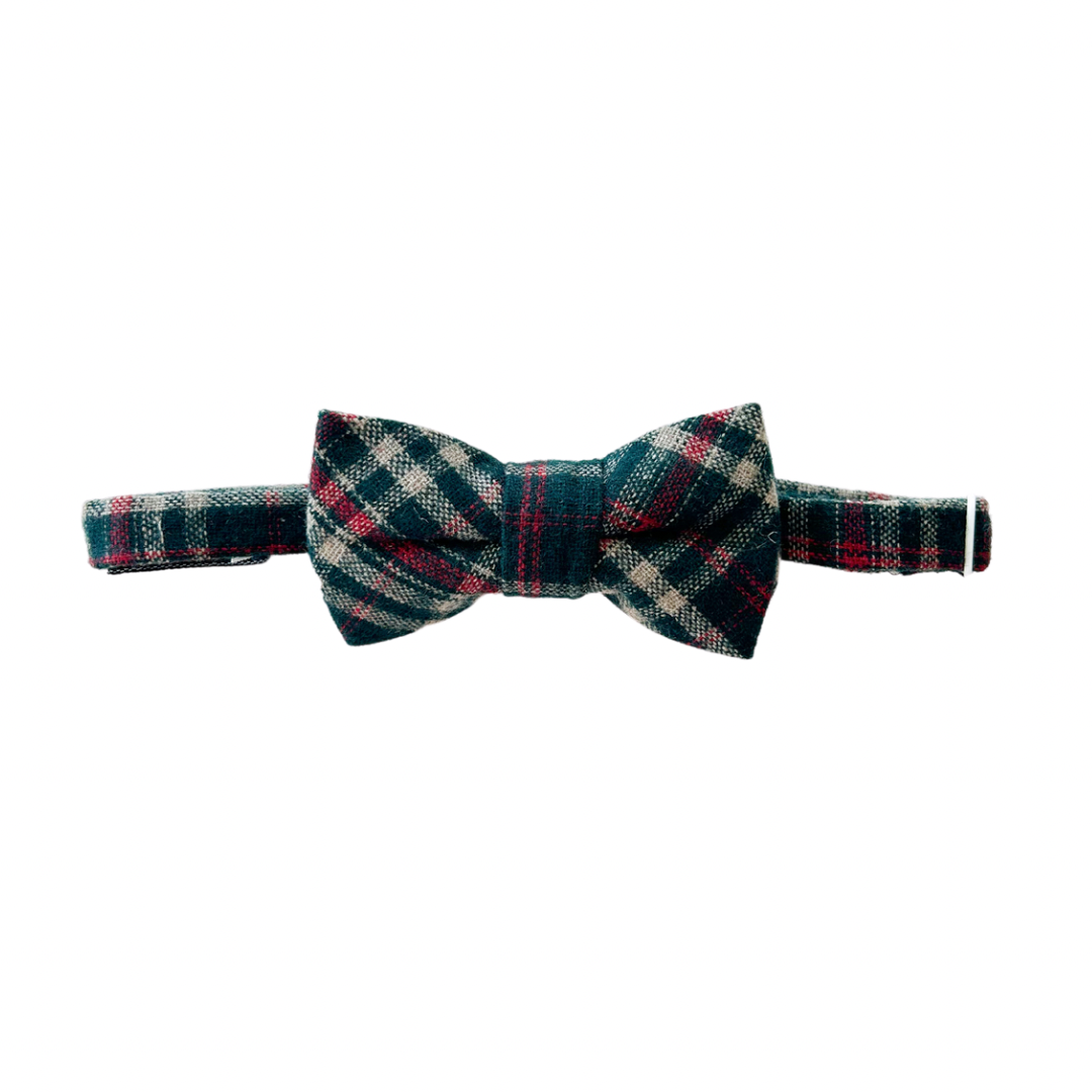 Mistletoe Plaid Boys Bow Tie