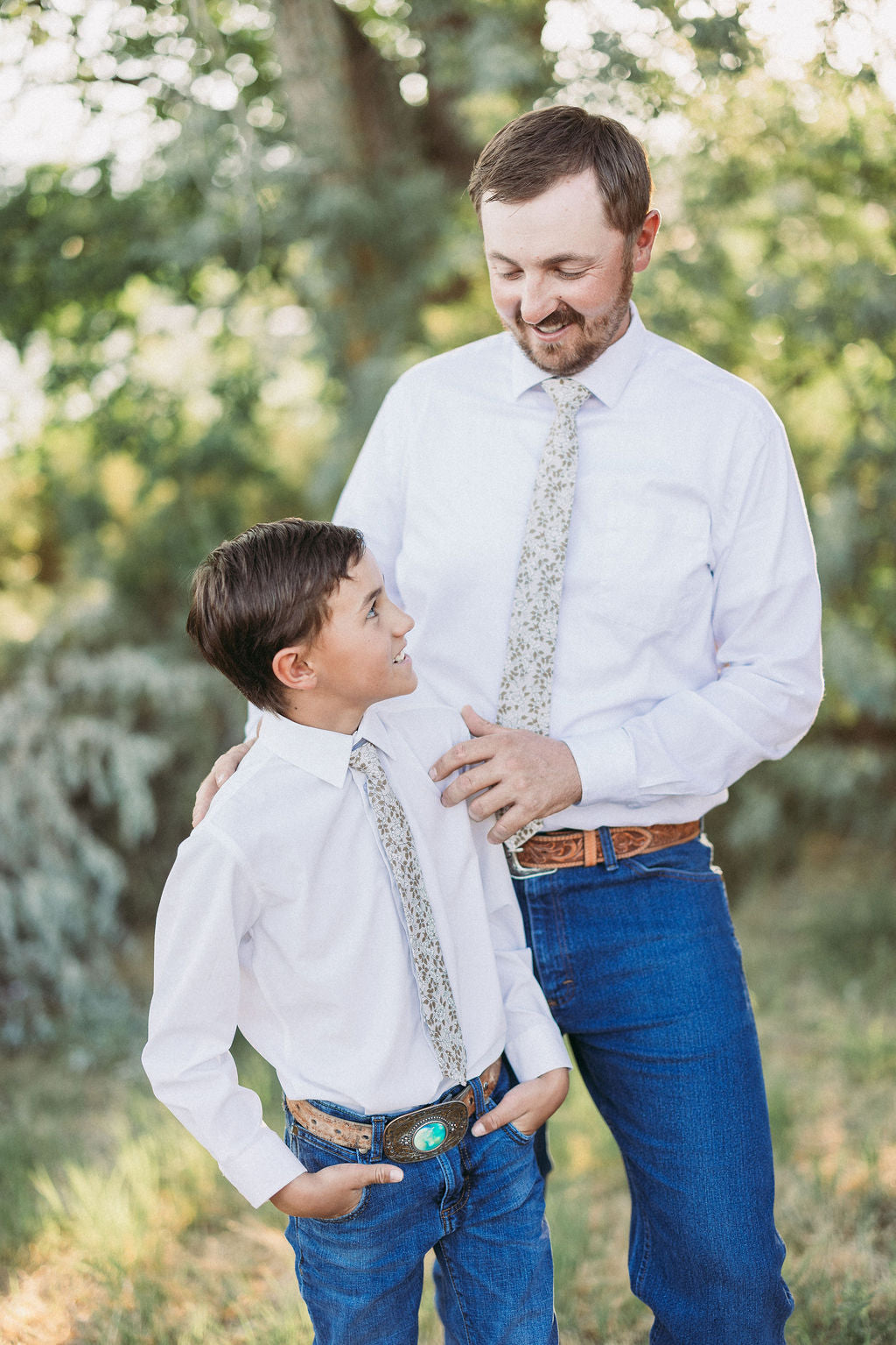 Wren Floral Boys Pre-Tied Tie