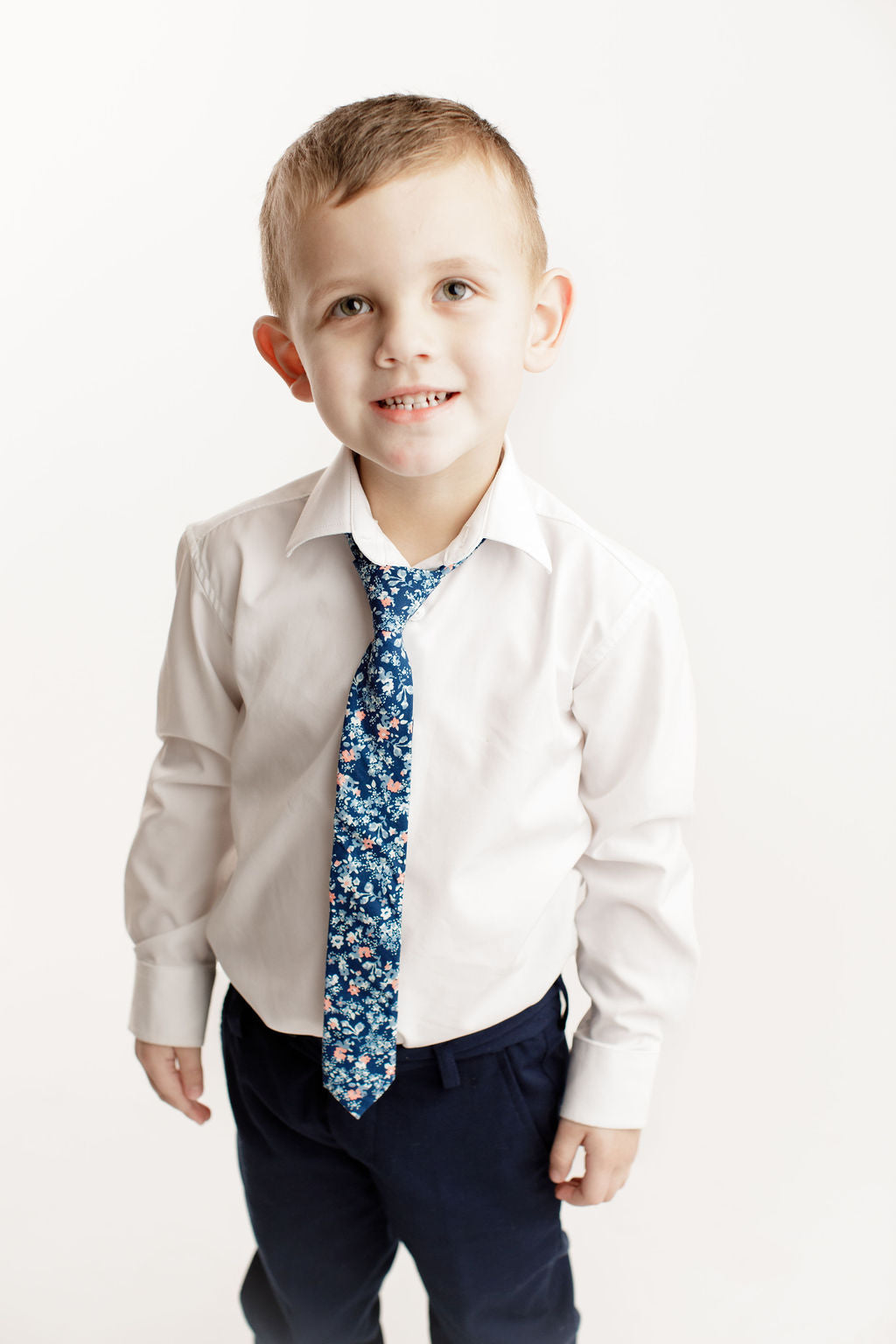 Max Floral Boys Pre-Tied Tie
