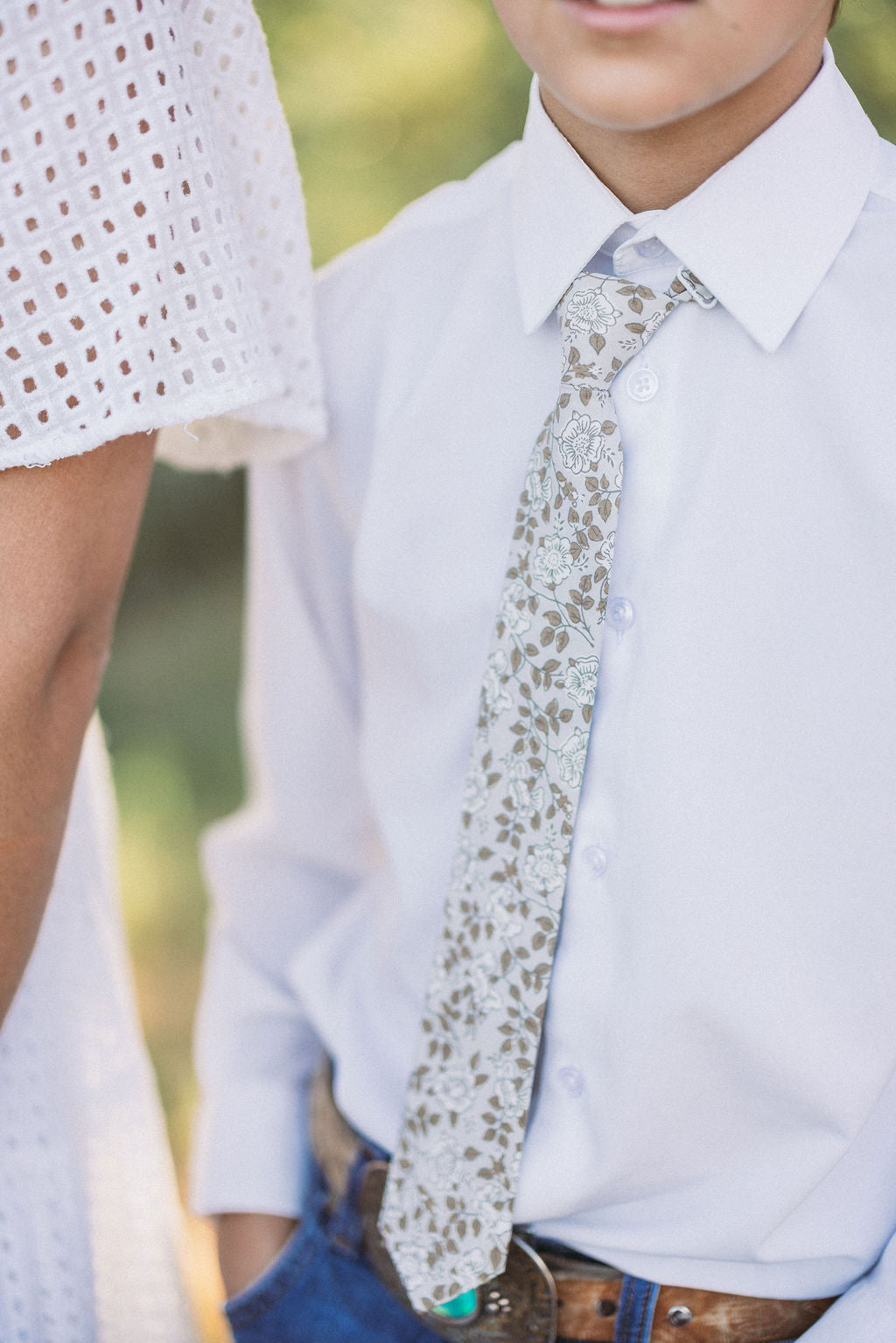 Wren Floral Boys Pre-Tied Tie