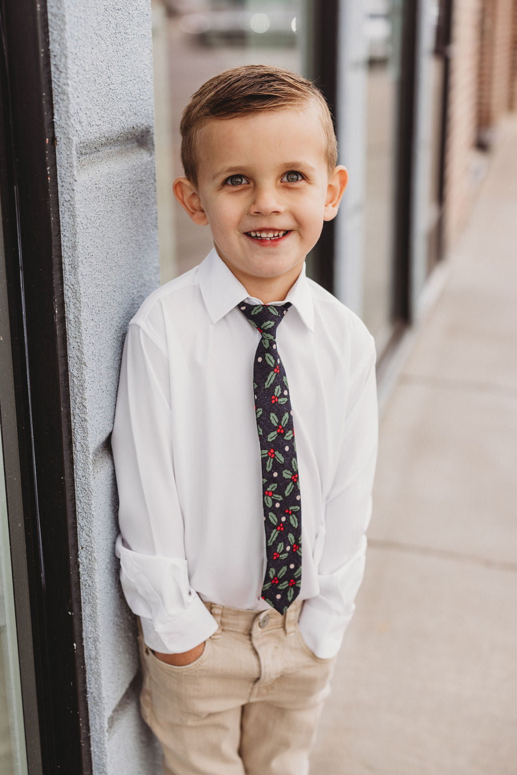 Holly Jolly Boys Pre-tied Tie