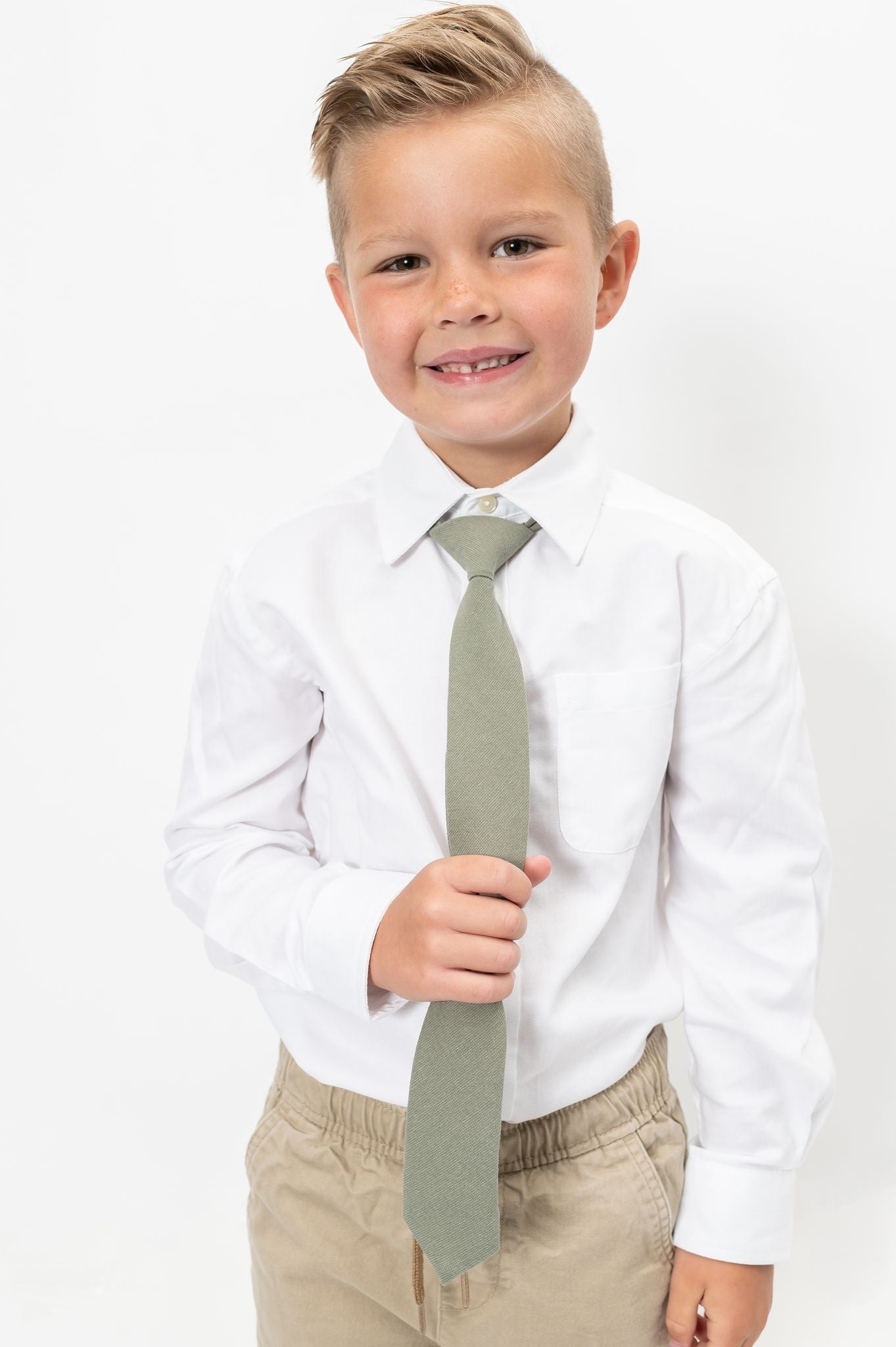 Cayden Sage Boys Pre-tied Tie