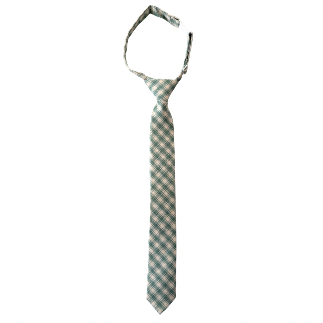 Finn Gingham Boys Pre-Tied Tie